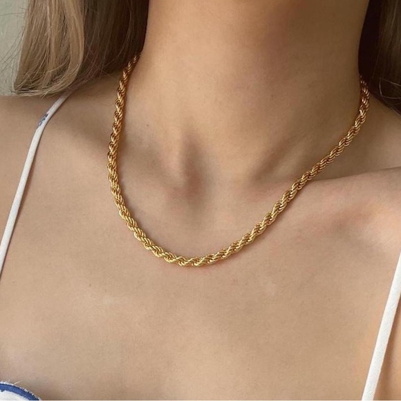✨18K Gold Plated Twist Rope Bold Chain - Picture 5 of 5